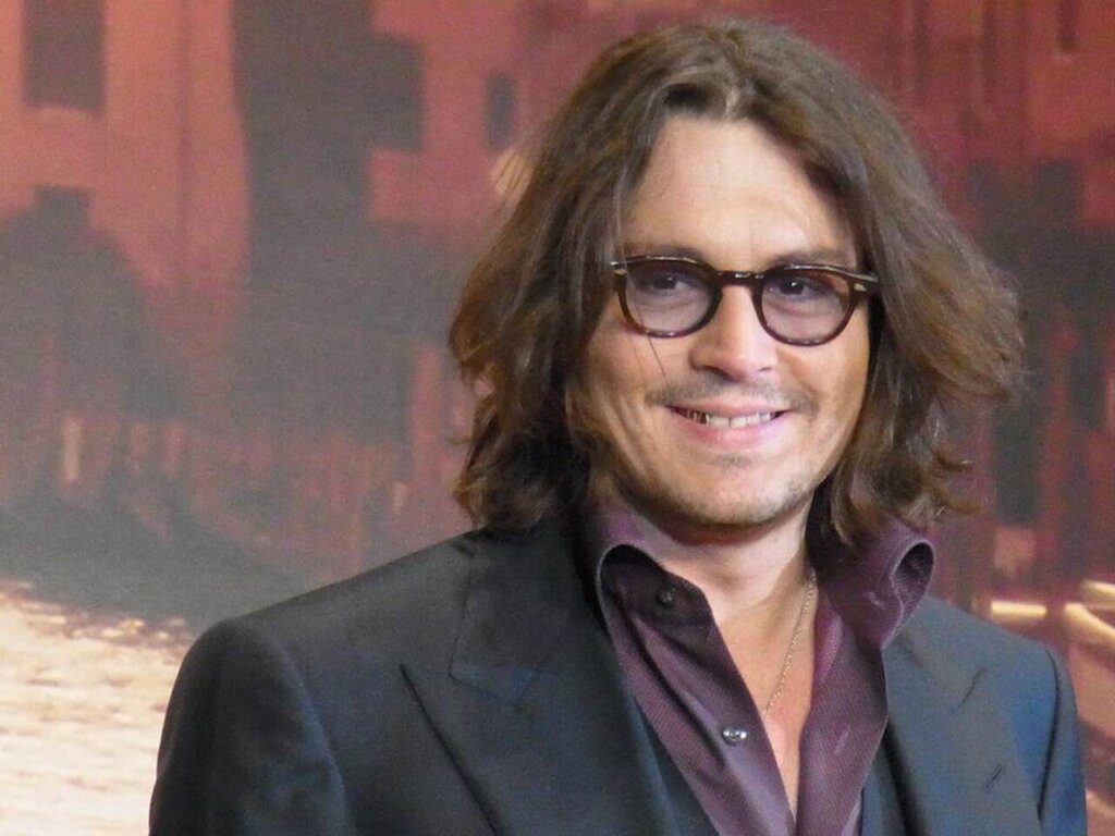 johnny depp teeth