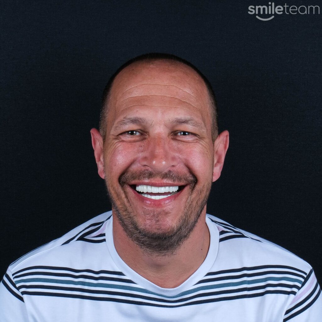 happy patient receiving dental treatment in turkey