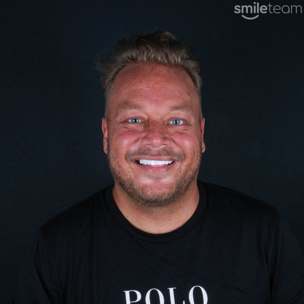 happy patient receiving dental treatment in turkey